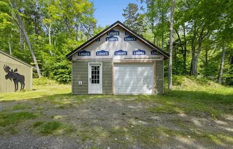 10 Carpenter Place Greenville ME 04441