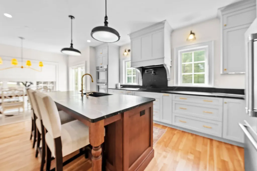 285 Pownal Road Freeport ME 04032