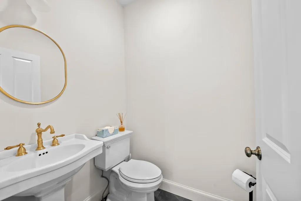 285 Pownal Road Freeport ME 04032