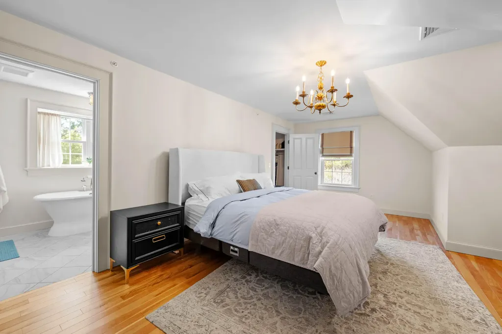 285 Pownal Road Freeport ME 04032