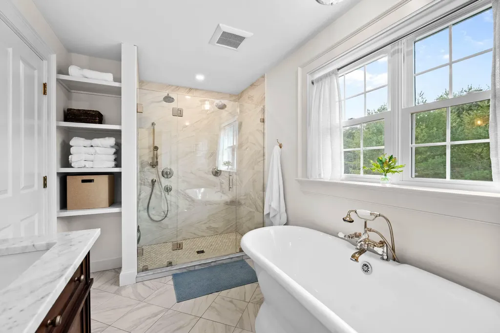 285 Pownal Road Freeport ME 04032