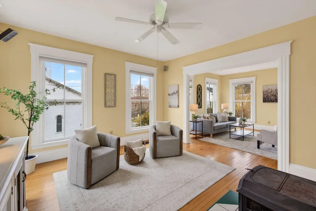 19 Union Street Hallowell ME 04347