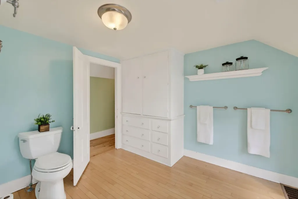 19 Union Street Hallowell ME 04347