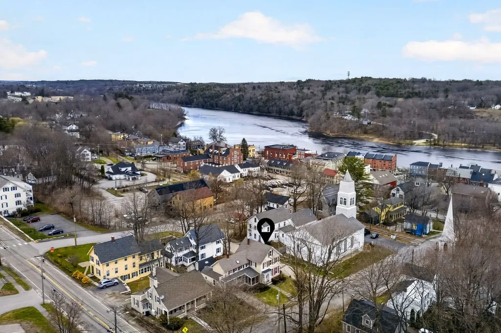 19 Union Street Hallowell ME 04347