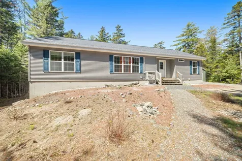 811 Newbury Neck Road Surry ME 04684
