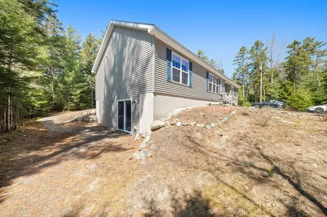811 Newbury Neck Road Surry ME 04684