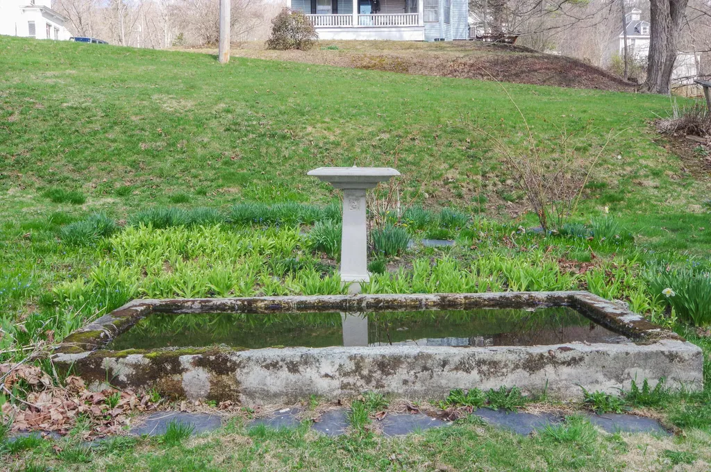 51 Free Street Dexter ME 04930