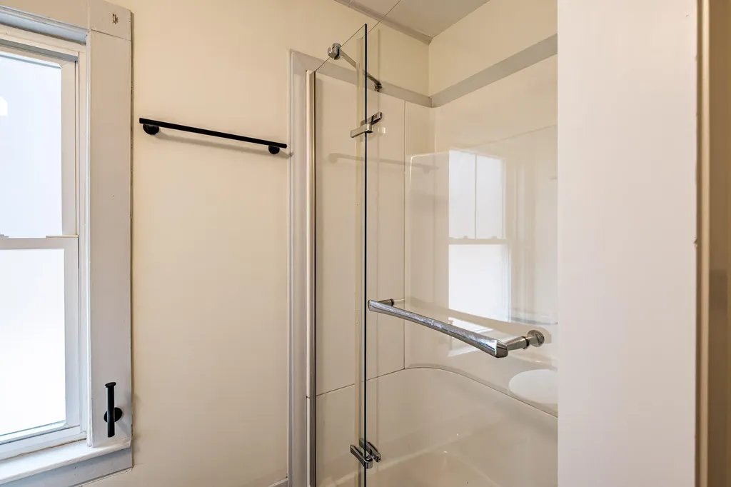 647 Middle Street Bath ME 04530