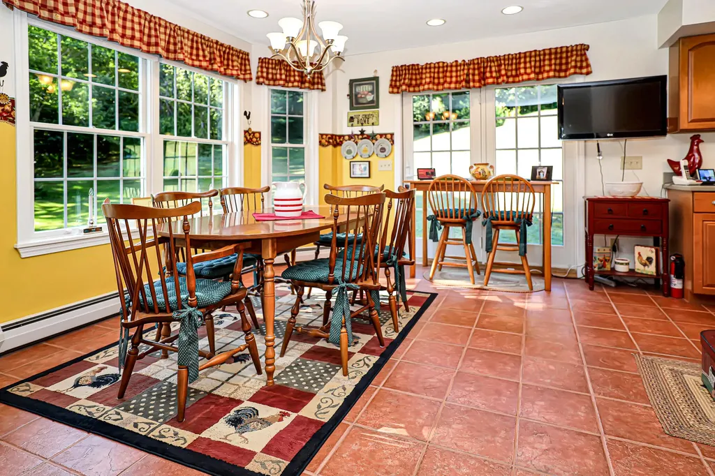 44 Mountain View Road Mexico ME 04224
