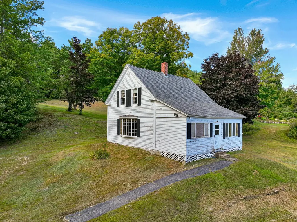 44 Mountain View Road Mexico ME 04224