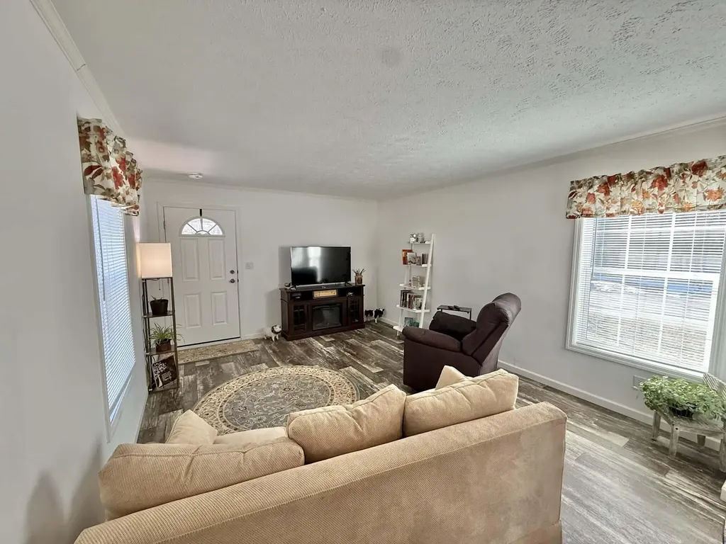 14 & 16 Hayden Avenue Norway ME 04268