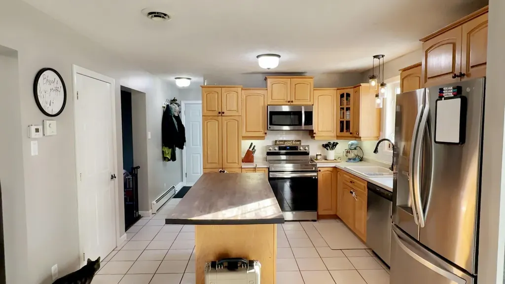 388 Creasey Ridge Road Mapleton ME 04757