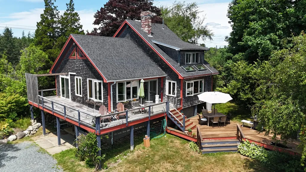 104 S Deer Isle Road Deer Isle ME 04627