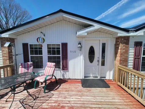 950 Main Street Calais ME 04619