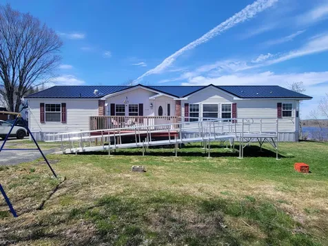 950 Main Street Calais ME 04619