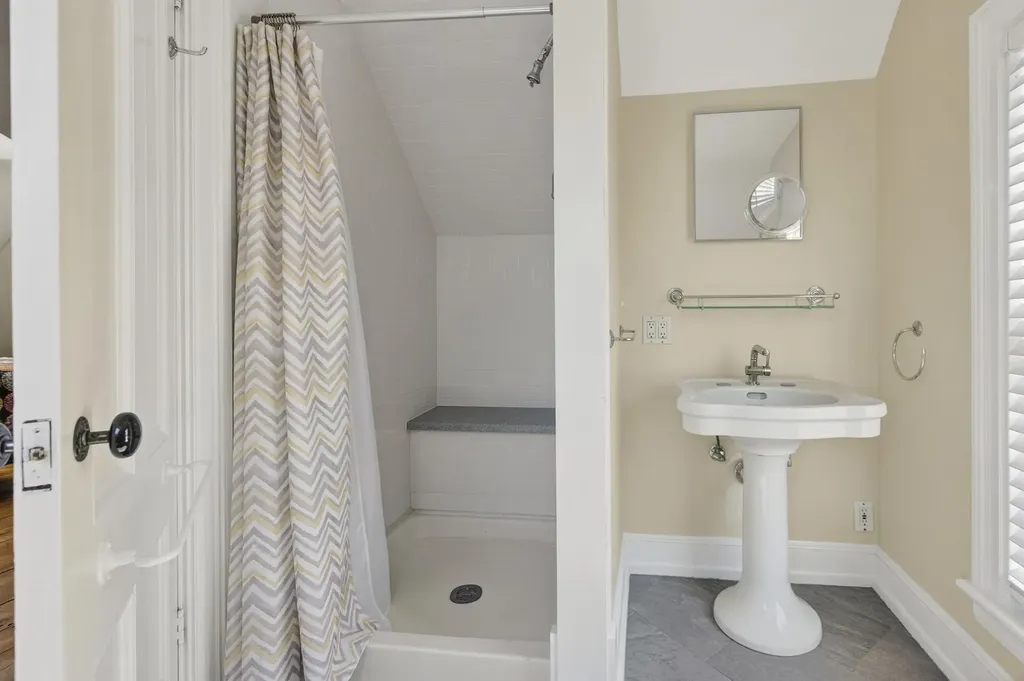 259 Vaughan Street Portland ME 04102