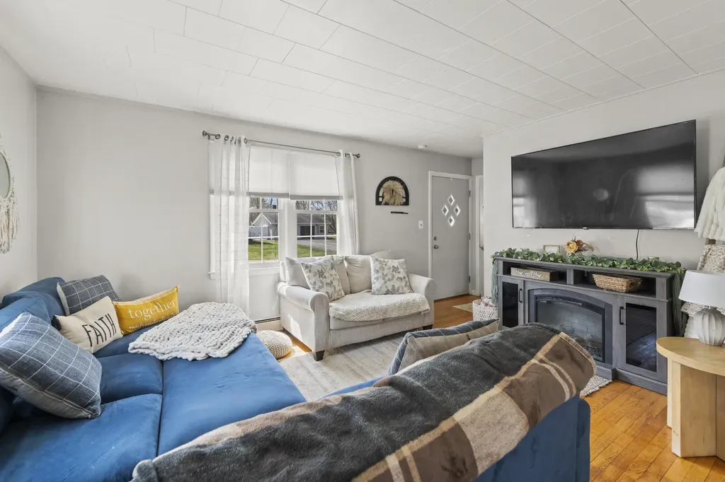 26 Clark Street Randolph ME 04346