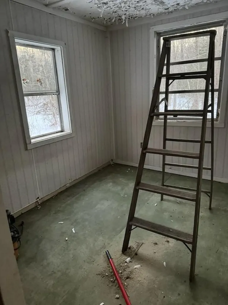 51 N Vigue Shore Road Albion ME 04910