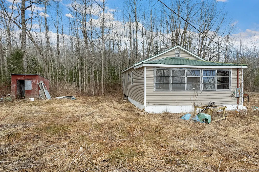 51 N Vigue Shore Road Albion ME 04910