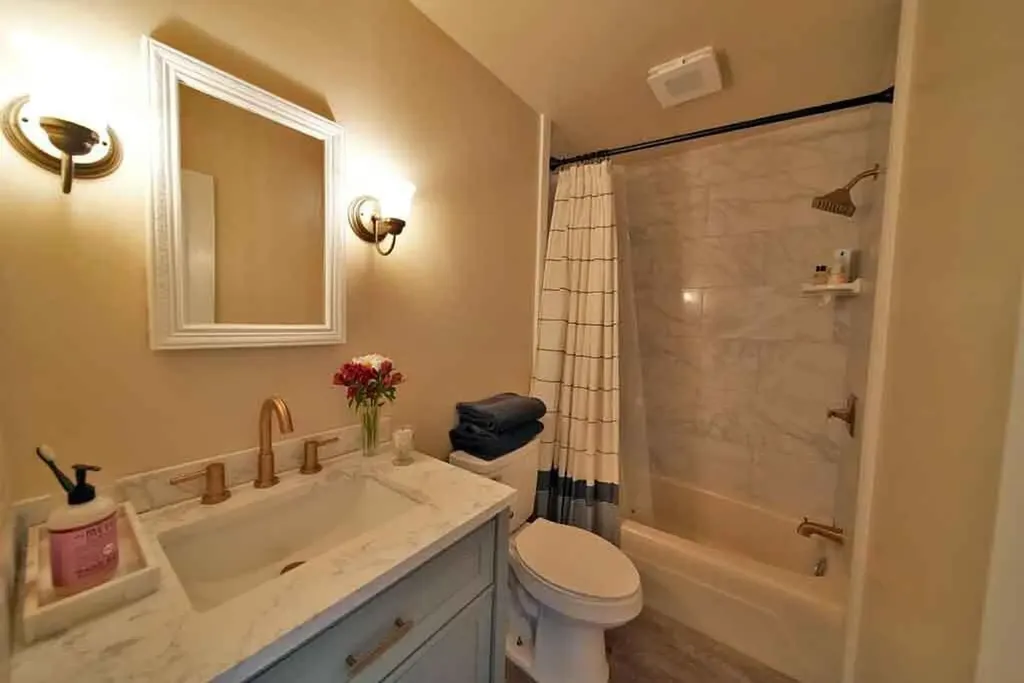 6 Pleasant Court Houlton ME 04730