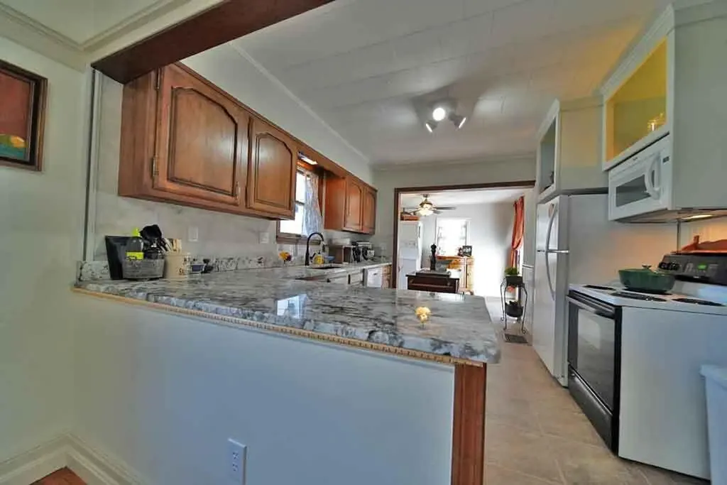 6 Pleasant Court Houlton ME 04730