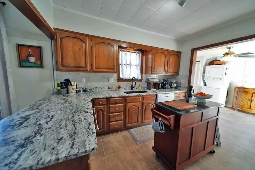 6 Pleasant Court Houlton ME 04730