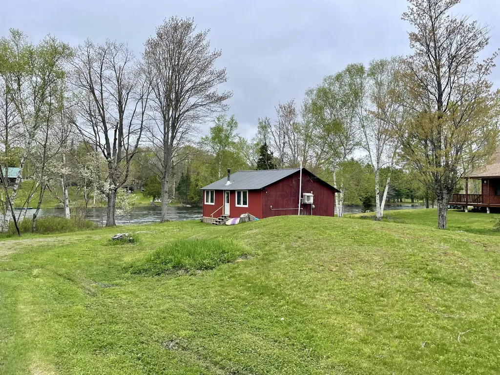33 Moose River Lane Rockwood T1 R1 Nbkp ME 04478