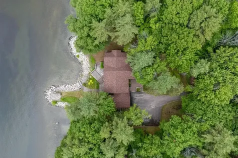 28 Whitetail Lane Raymond ME 04071