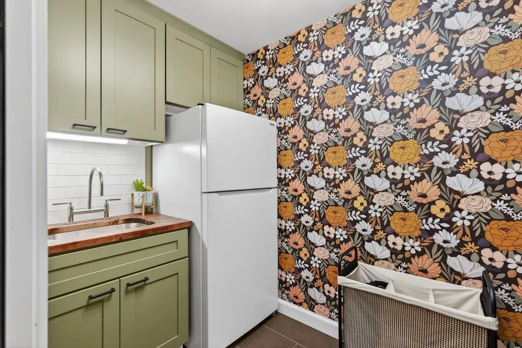 25 Hovey Lane Brunswick ME 04011