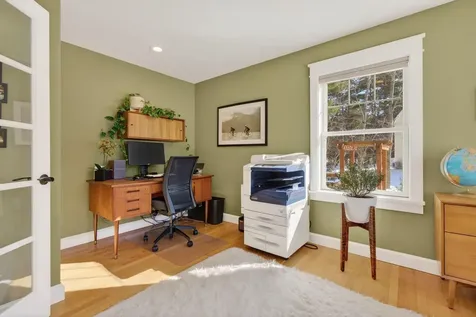 25 Hovey Lane Brunswick ME 04011
