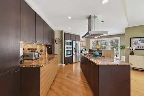 25 Hovey Lane Brunswick ME 04011