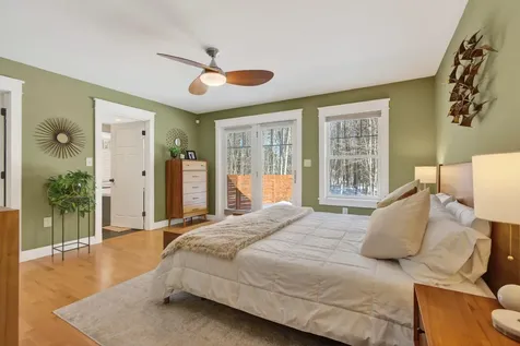 25 Hovey Lane Brunswick ME 04011