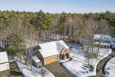 25 Hovey Lane Brunswick ME 04011