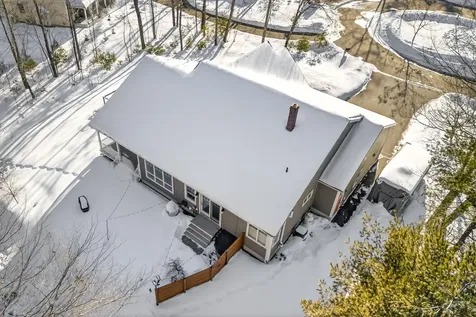 25 Hovey Lane Brunswick ME 04011