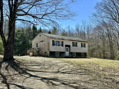 511 Whitefield Road Pittston ME 04345