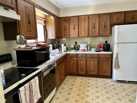 511 Whitefield Road Pittston ME 04345