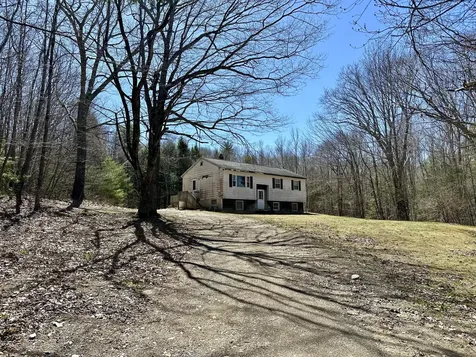 511 Whitefield Road Pittston ME 04345