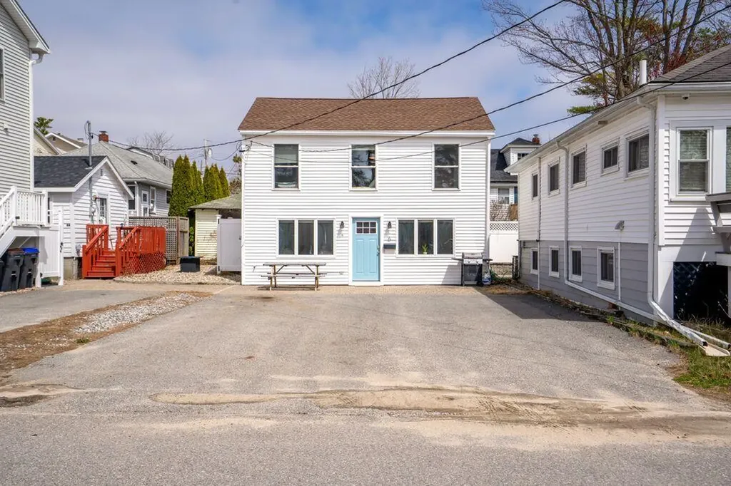 6 Seaview Avenue Old Orchard Beach ME 04064