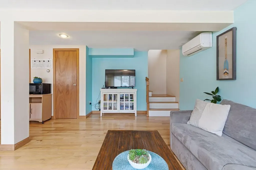 6 Seaview Avenue Old Orchard Beach ME 04064