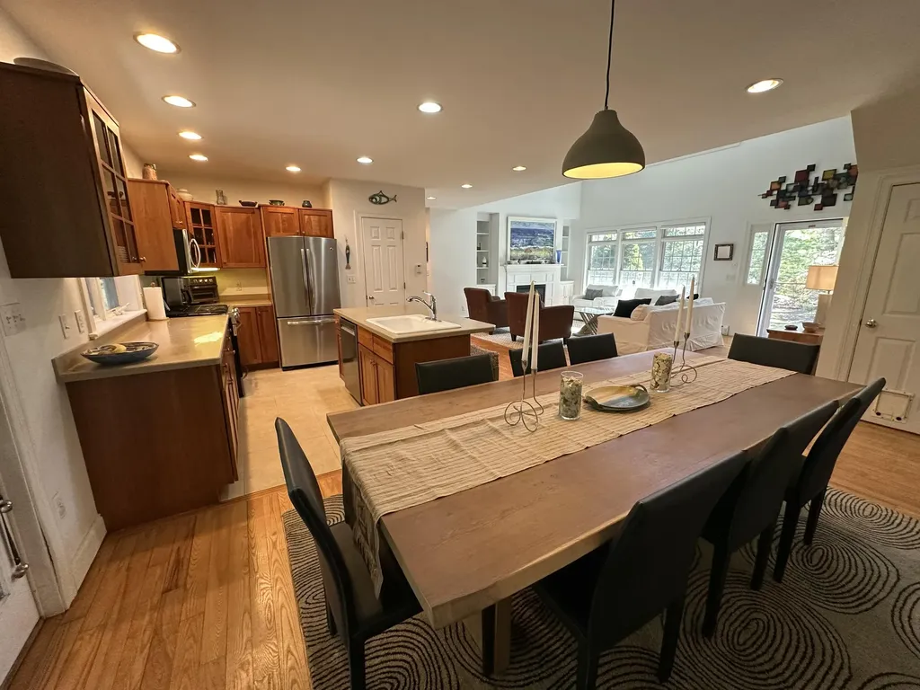 18 Cottagewood Lane Kennebunk ME 04043