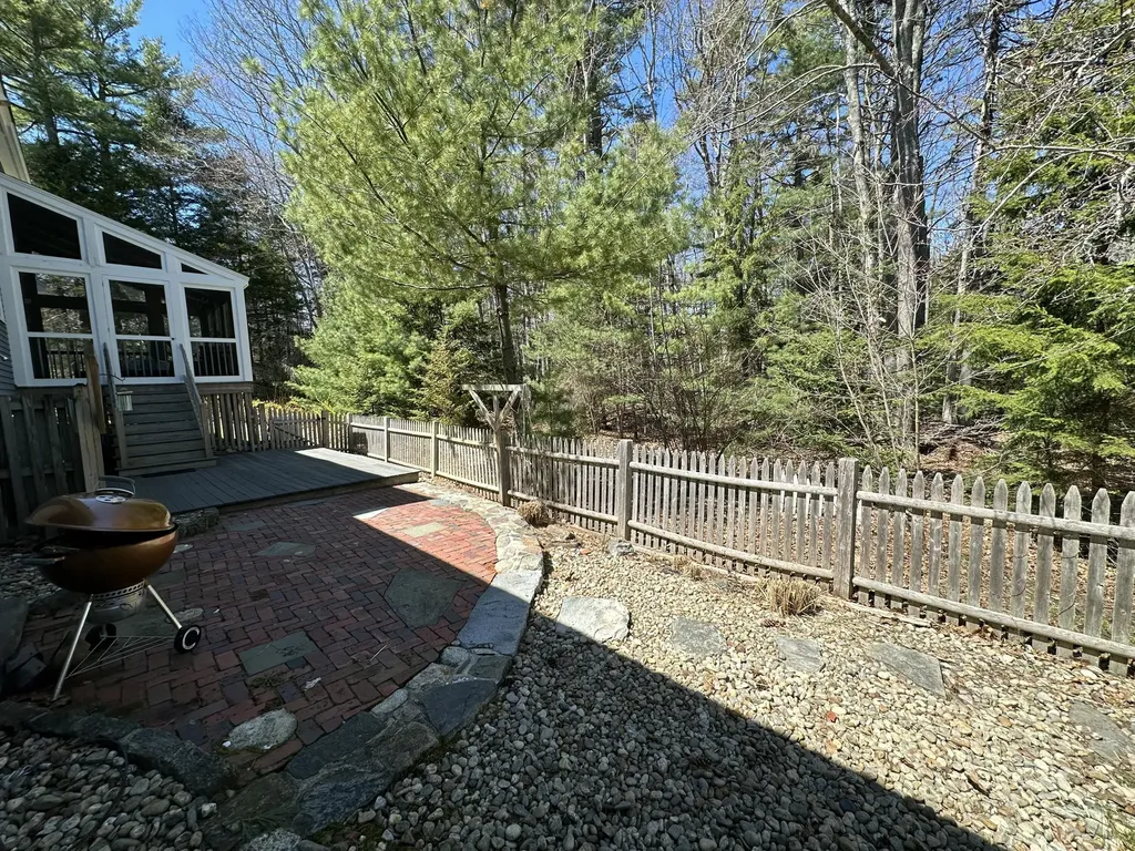 18 Cottagewood Lane Kennebunk ME 04043