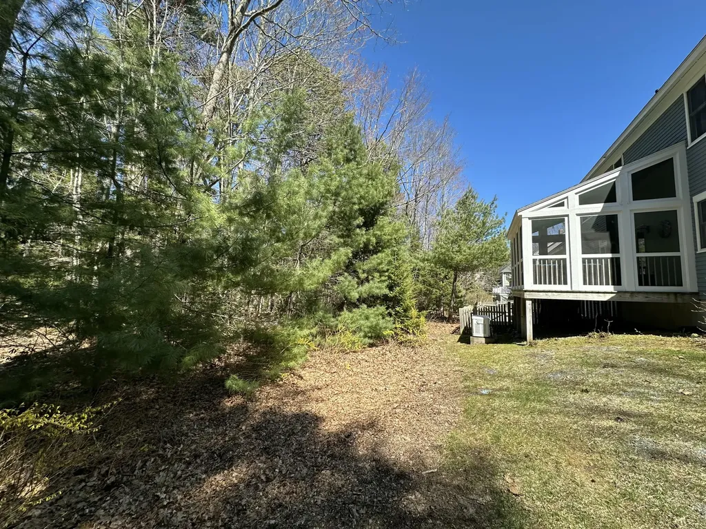 18 Cottagewood Lane Kennebunk ME 04043