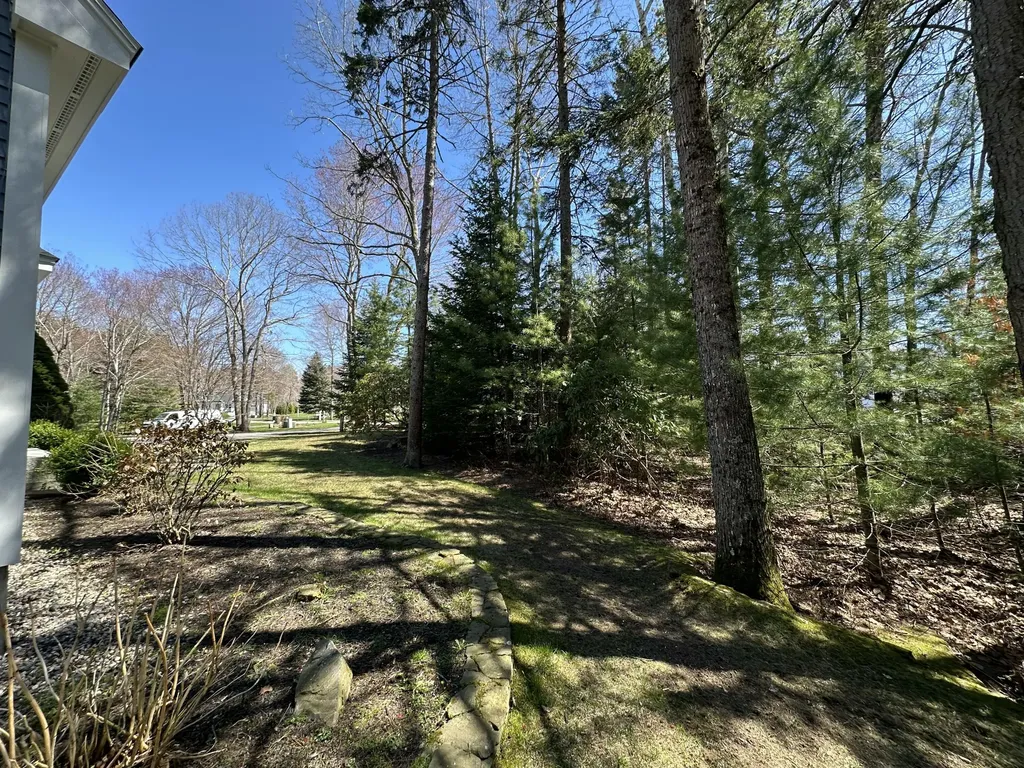 18 Cottagewood Lane Kennebunk ME 04043
