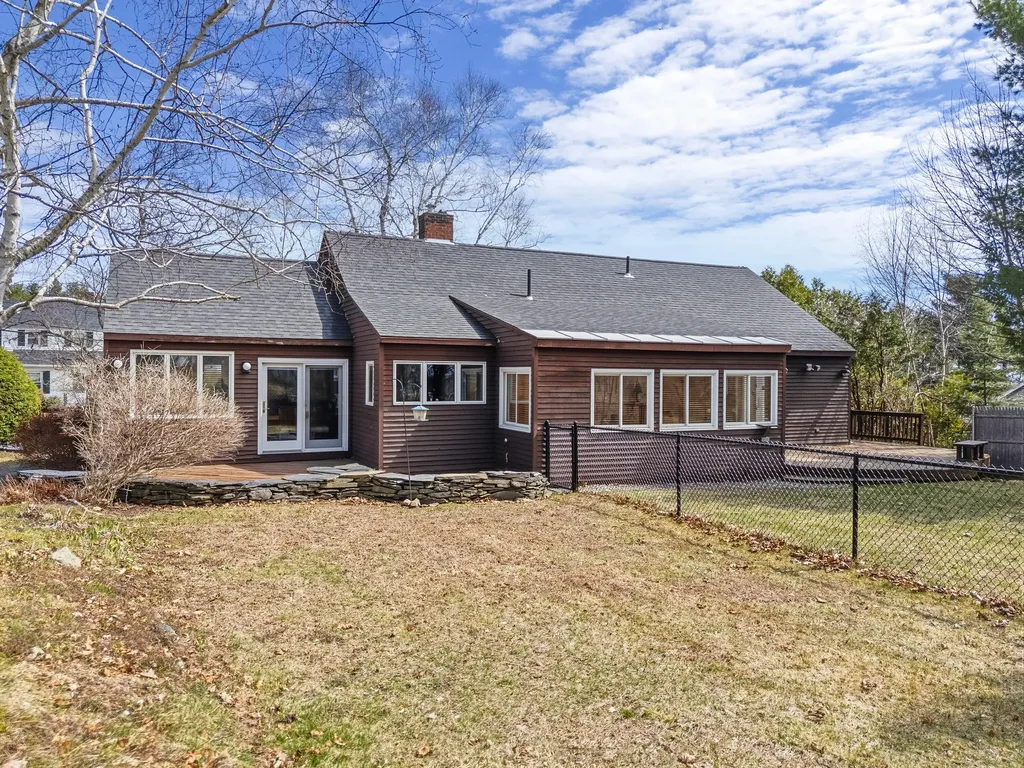 14 Blaine Avenue Augusta ME 04330