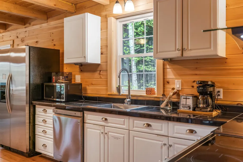 29 Gables End Belgrade ME 04917