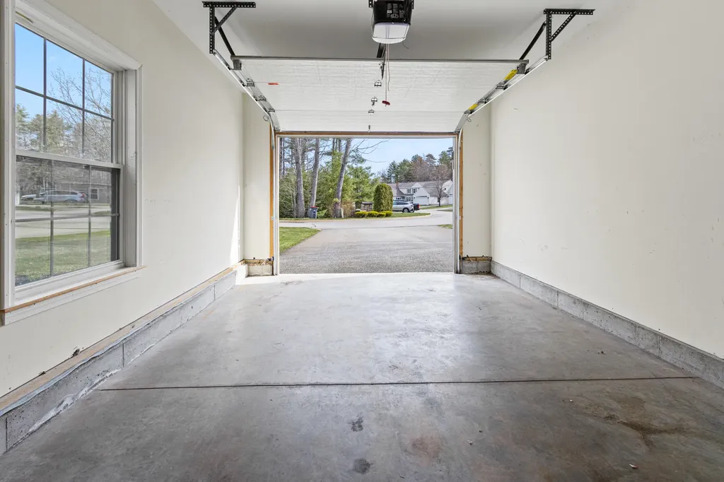 78 Windward Pointe Drive Wells ME 04090