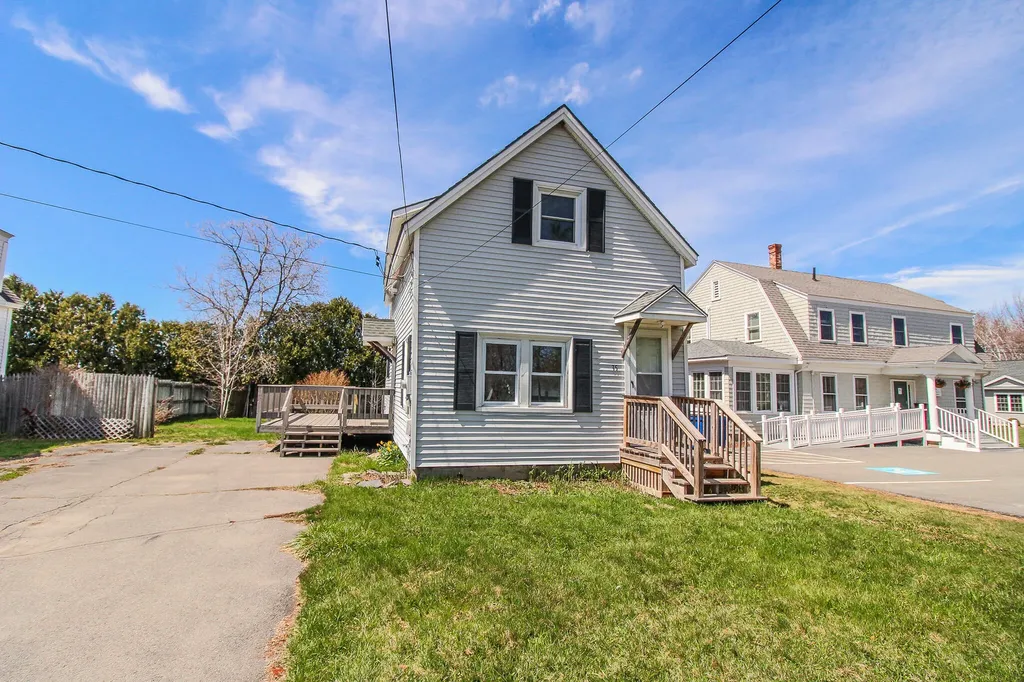 35 Mildred Avenue Bangor ME 04401