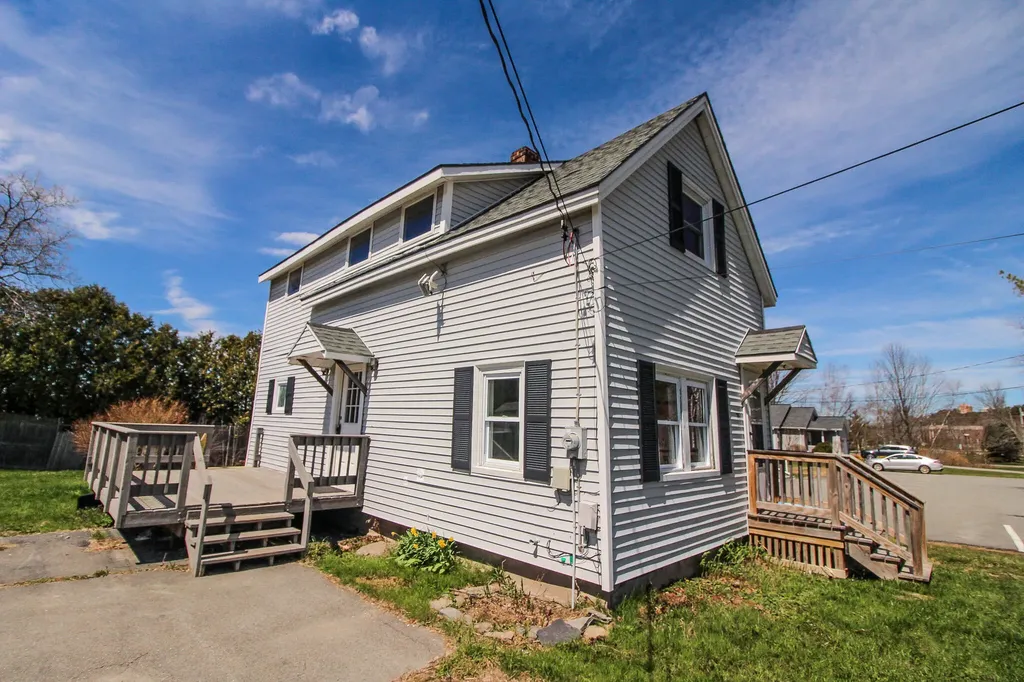 35 Mildred Avenue Bangor ME 04401