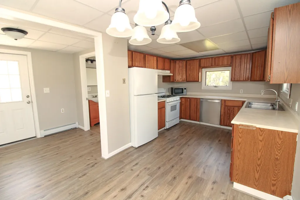 35 Mildred Avenue Bangor ME 04401