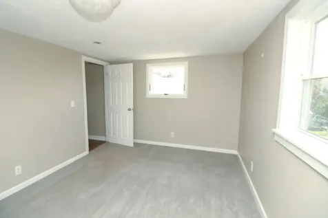 35 Mildred Avenue Bangor ME 04401